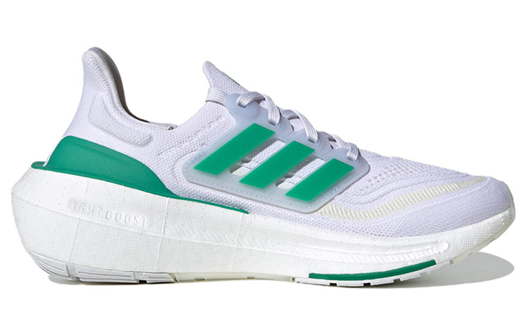 أحذية رياضية نسائية من أديداس  - مراجعة Adidas Shoes Ultraboost Light وسعره
