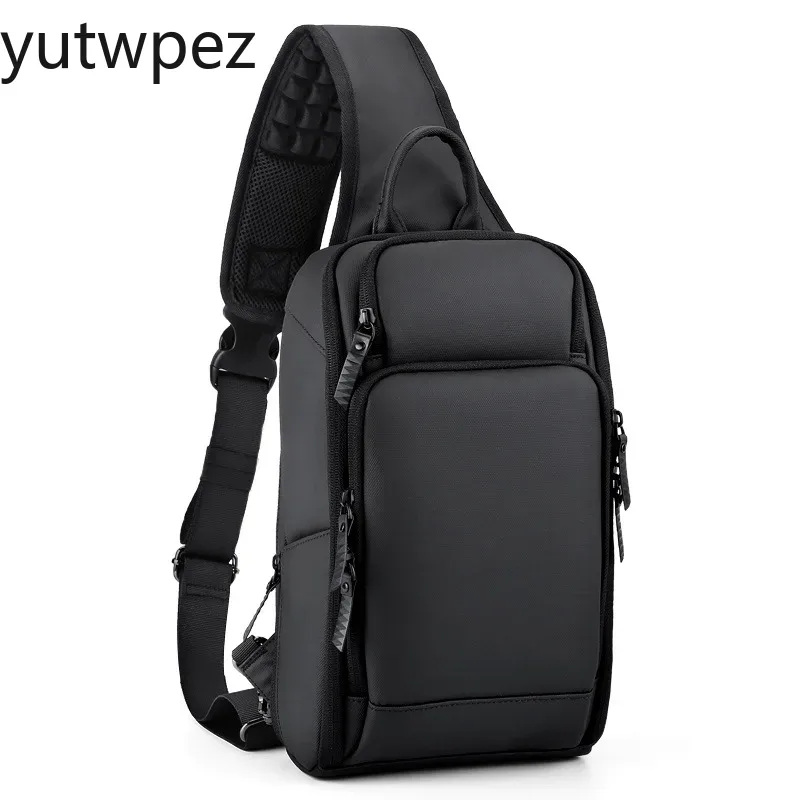 حقيبة صدر رياضية للرحلات الخار - مراجعة Outdoor Sport Backpack وسعره