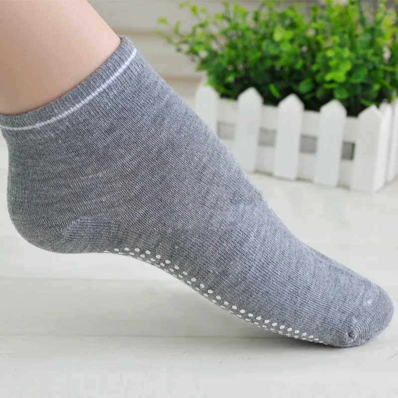 1-2 زوج من الجوارب النسائية ال - مراجعة Trampoline Park Sock وسعره