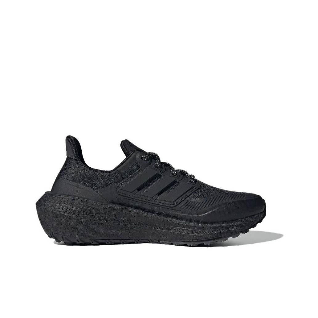 أحذية أديداس ألترابوست لايت لل - مراجعة Adidas Shoes Ultraboost Light وسعره